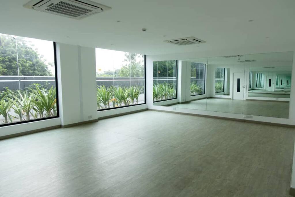 Luxurious Studio @Embassy Gardens Apartment อักกรา ภายนอก รูปภาพ